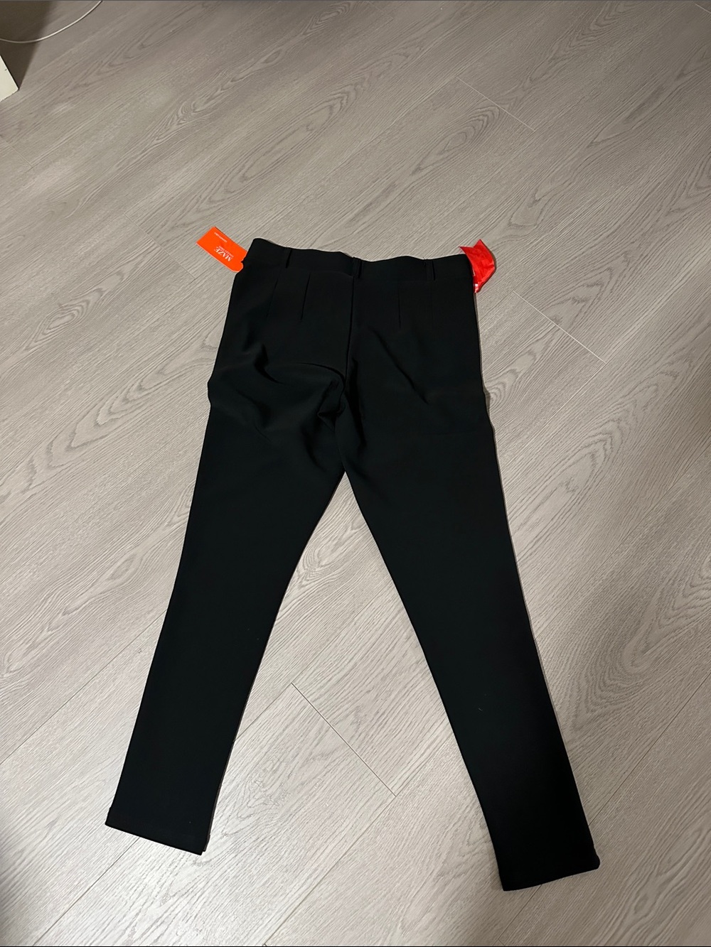 MAZE collection Levanta cola  Slim High-Rise Leggings - Picture 6 of 7